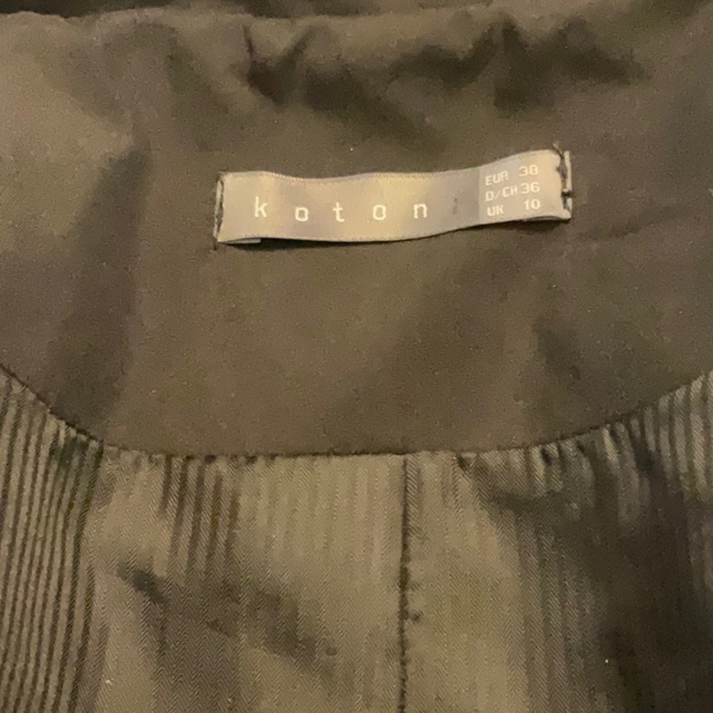 Koton Short-sleeve Trench Coat - Picture 7 of 7